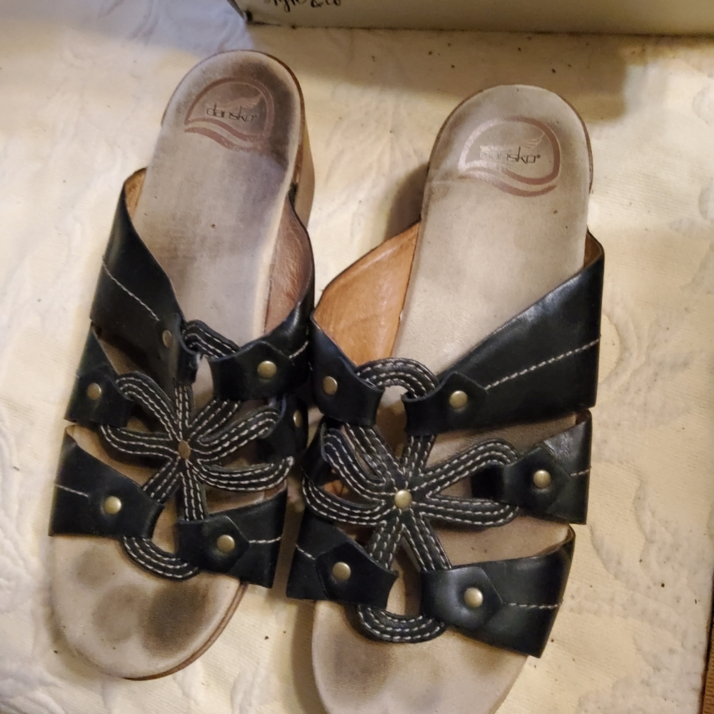 Dansko Serena black leather sandals